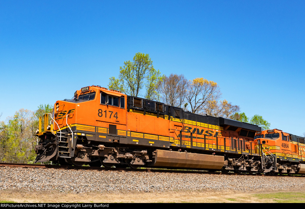 BNSF 8174